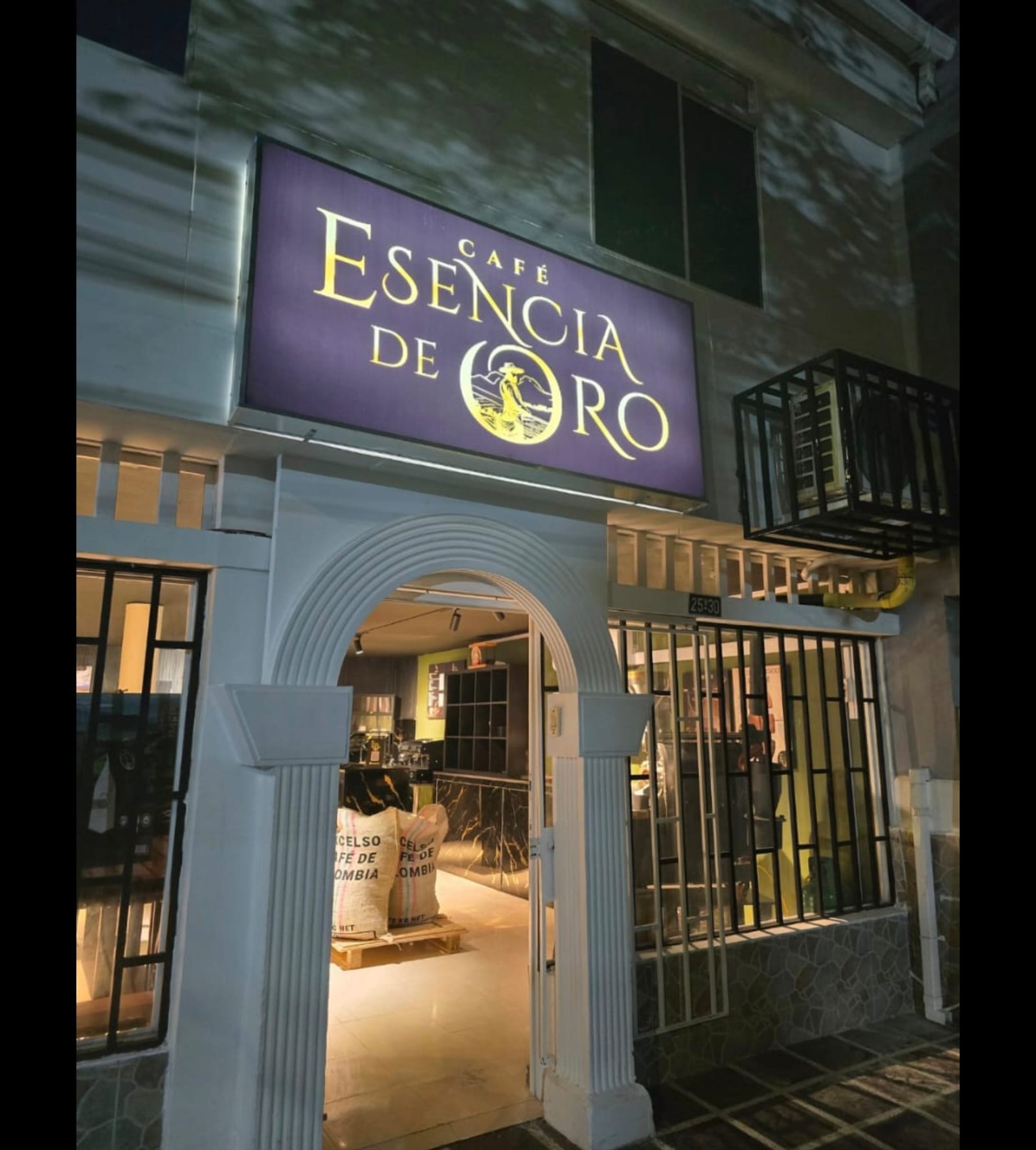Cafetería Esencia de Oro Cali